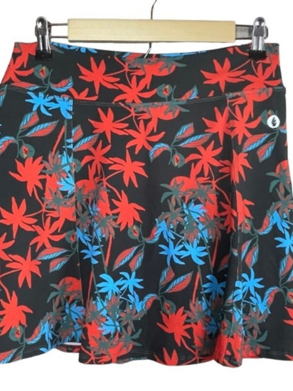 NWT Dona Jo Fly Botanical Print Skort Size Large MSRP $90